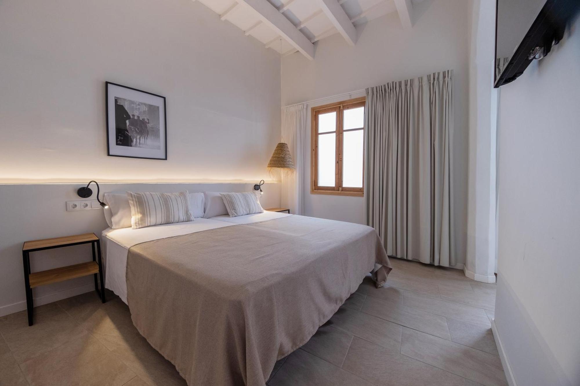 Tres Tocs Hotel Ситадела Екстериор снимка