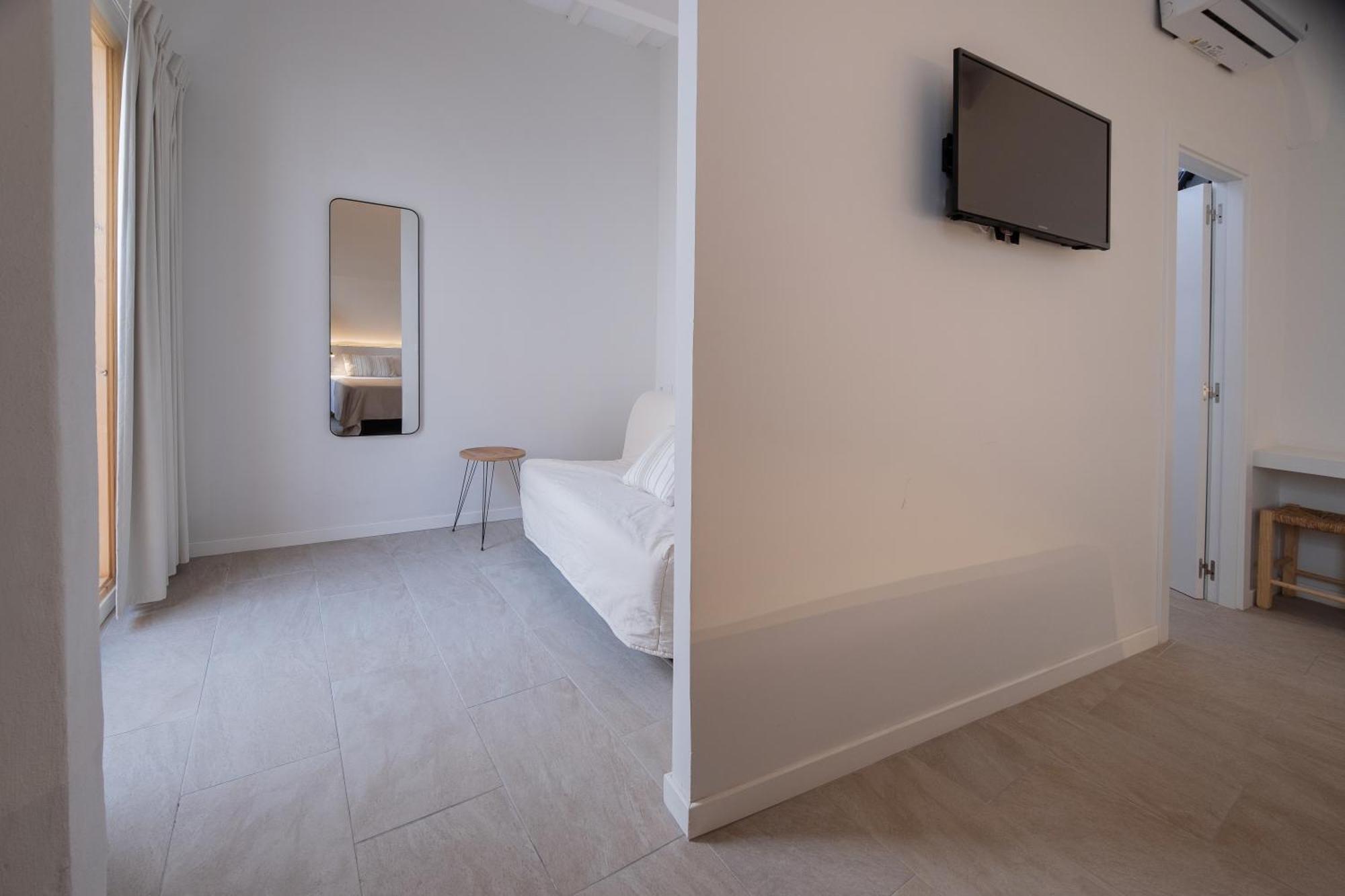 Tres Tocs Hotel Ситадела Екстериор снимка
